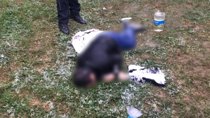 İstanbul'da bonzai içen genç soğuktan donarak öldü İstanbul'da bonzai içen genç soğuktan donarak öldü