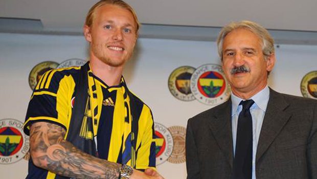 Simon Kjaer çubukluyu giydi imzayı attı Simon Kjaer çubukluyu giydi imzayı attı
