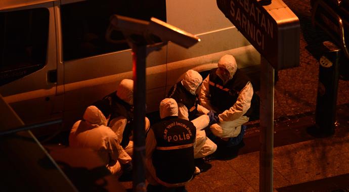 Karakolda bulunan şüpheli paket etkisiz hale getirildi Karakolda bulunan şüpheli paket etkisiz hale getirildi