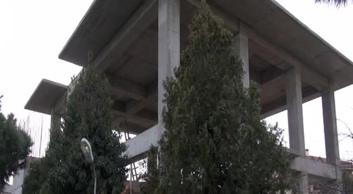 Validebağ'daki cami ortaya çıkmaya başladı Validebağ'daki cami ortaya çıkmaya başladı