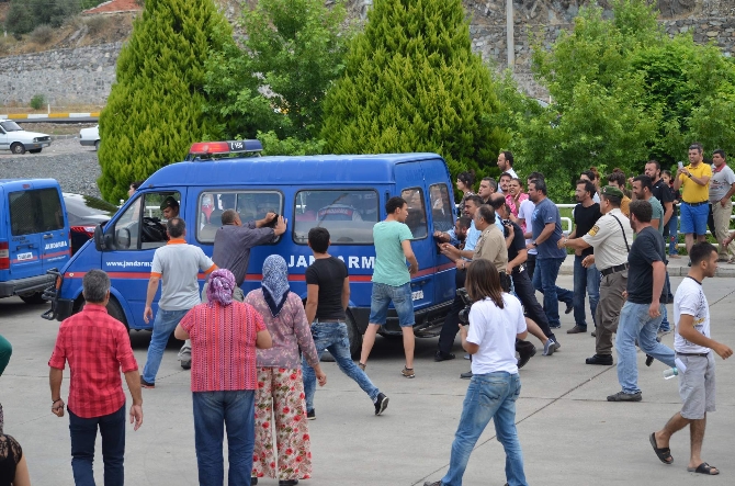 Cansu Kaya'nın katillerini linç edeceklerdi! Cansu Kaya'nın katillerini linç edeceklerdi!