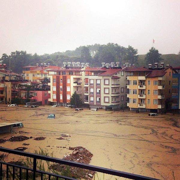 Antalya'da şiddetli yağmur! 8 saatte metrekareye 280 kilo... Antalya'da şiddetli yağmur! 8 saatte metrekareye 280 kilo...