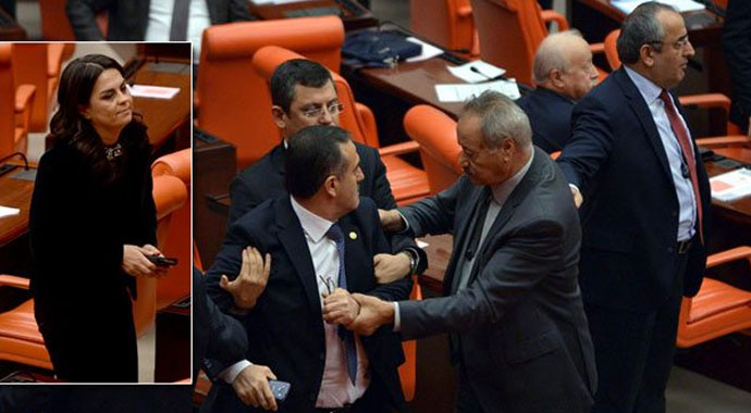 Tülay Babuşçu'nun 'İnönü' tweeti Meclis'i karıştırdı Tülay Babuşçu'nun 'İnönü' tweeti Meclis'i karıştırdı