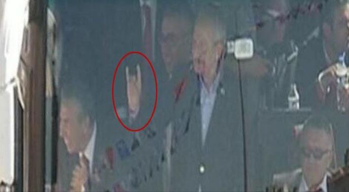 kemal kılıçdaroğlu bozkurt işareti yaptı ile ilgili görsel sonucu