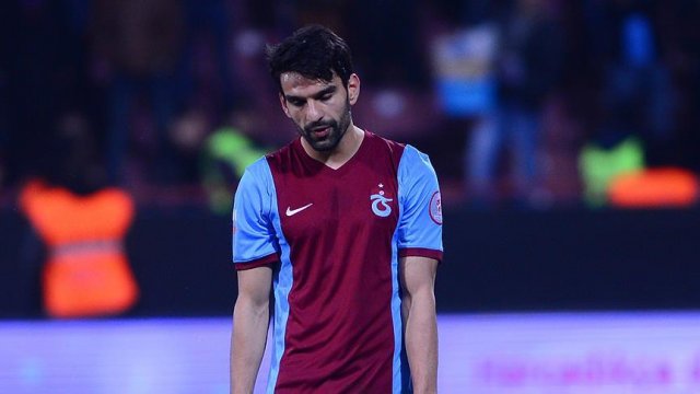 trabzonspor-da-muhammet-demir-sakatlandi-1455284183.jpg