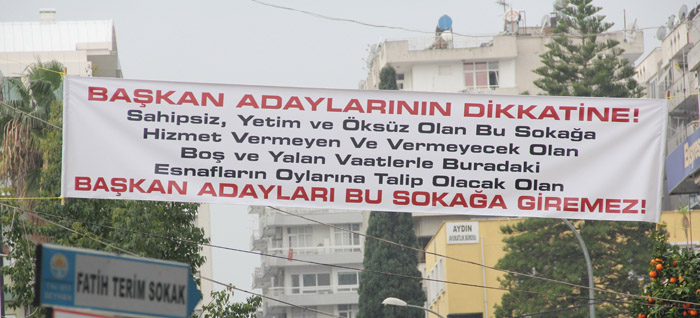 Adana'da Fatih Terim sokağına girmek yasak Adana'da Fatih Terim sokağına girmek yasak