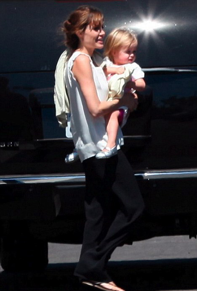 Angelina Jolie öldü mü Angelina Jolie öldü mü