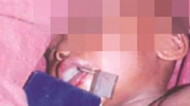 Oğluna yapmadığı işkence kalmadı! Ağzına asma kilit bile taktı