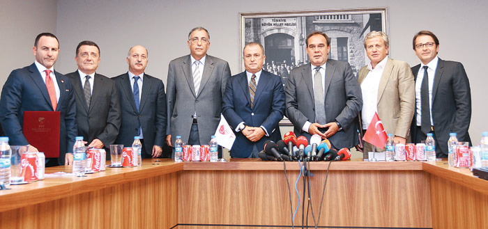Fatih Terim, 'Hedef 2014'ün ötesinde' Fatih Terim, 'Hedef 2014'ün ötesinde'