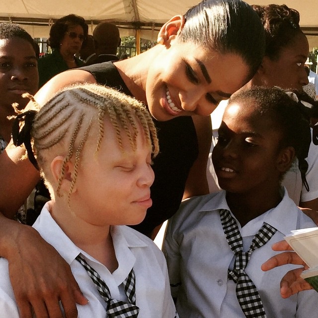 Jamaikalı kadın bakan kaza geçirdi