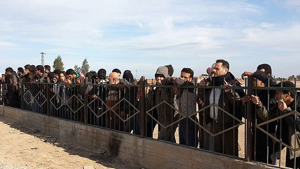 Terör örgütü IŞİD'ten kan donduran infazlar! Terör örgütü IŞİD'ten kan donduran infazlar!