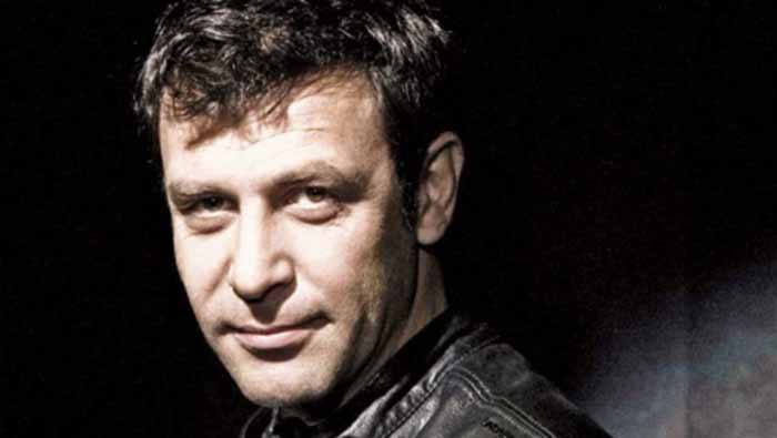 Nejat İşler'in parmakları kesildi mi, kesilmedi mi? Nejat İşler'in parmakları kesildi mi, kesilmedi mi? - 2. Resim