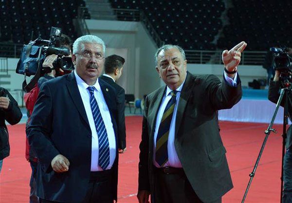 MHP'de büyük gün! Bahçeli sert konuştu MHP'de büyük gün! Bahçeli sert konuştu