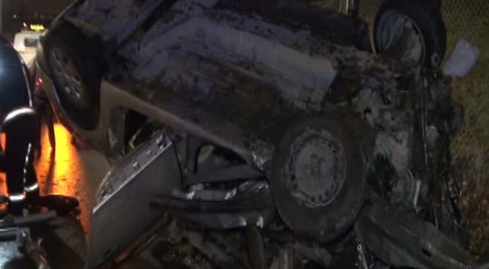 İstanbul feci kaza: 1 ölü, 1 yaralı! İstanbul feci kaza: 1 ölü, 1 yaralı!