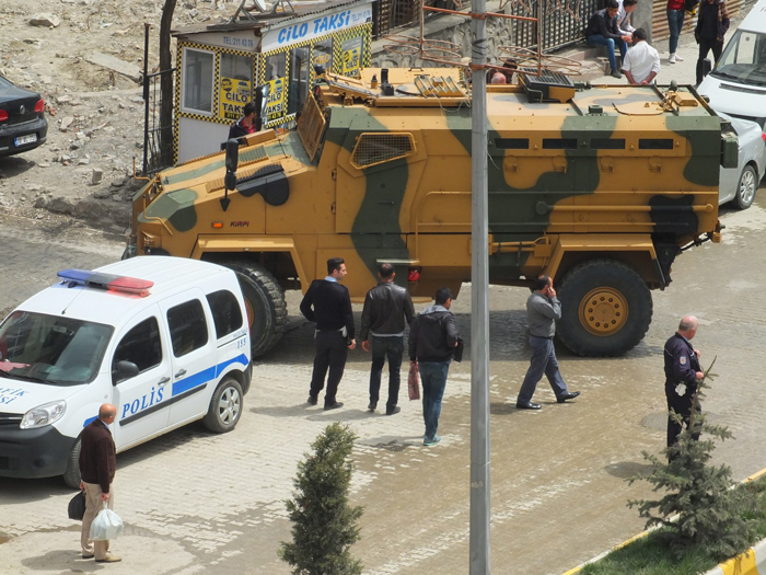 Hakkari'de askeri hareketlilik yaşanıyor Hakkari'de askeri hareketlilik yaşanıyor