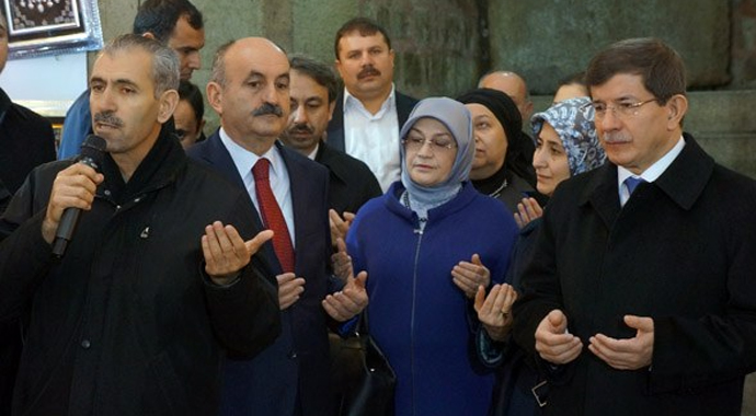 Başbakan'dan bereket duası Başbakan'dan bereket duası