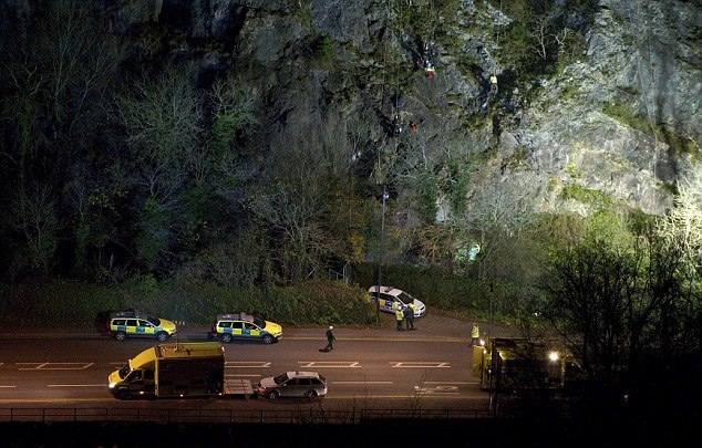 Bebeğiyle kaybolan anne ölü bulundu Bebeğiyle kaybolan anne ölü bulundu