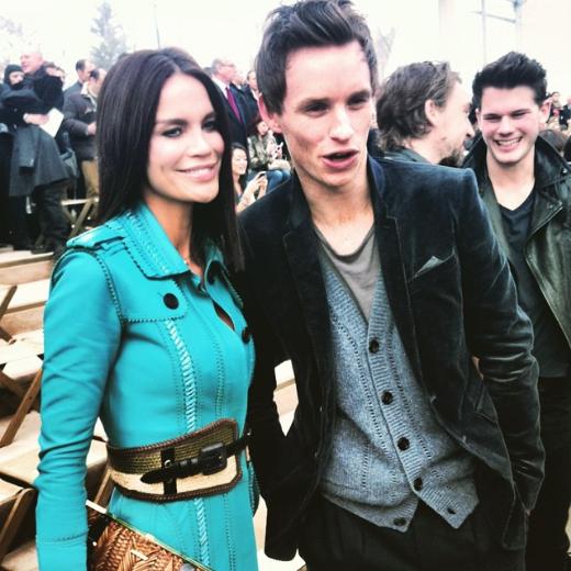 Sinan Akçıl Ebru'nun fotoğraflarına kıyamadı Sinan Akçıl Ebru'nun fotoğraflarına kıyamadı