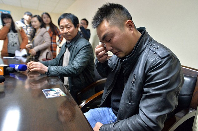 Oğlunu 20 sene sonra buldu! Oğlunu 20 sene sonra buldu!