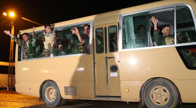 Peşmerge 43 saat sonra Kobani'ye gitti