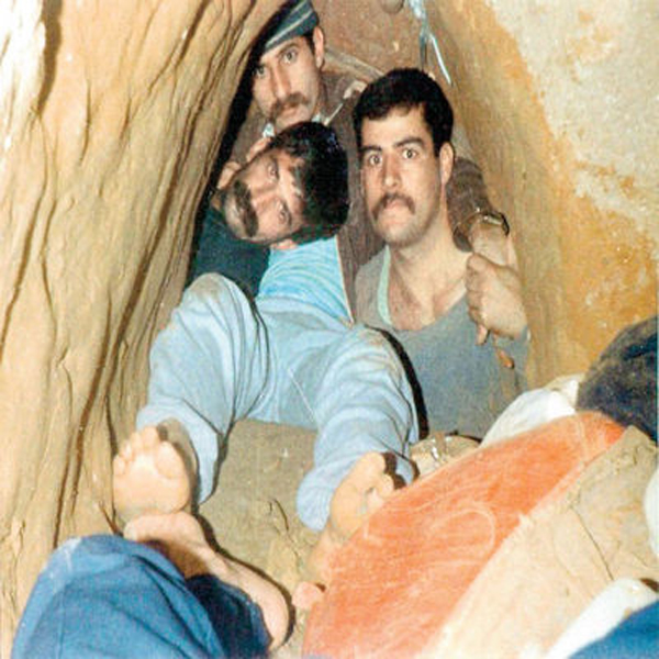 118 metrelik tünelden firar ettiler!