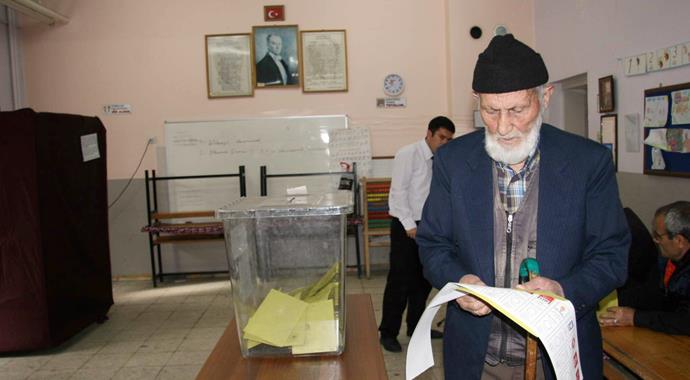 Afyonkarahisar sandığa gitti