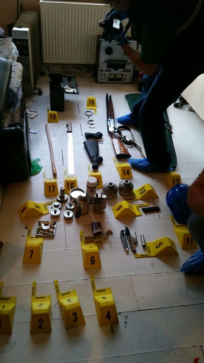 SDP Kadıköy İlçe Binası'na operasyon SDP Kadıköy İlçe Binası'na operasyon