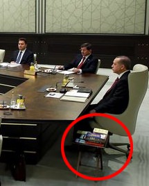 Bakanlar Kurulu'nda dikkat çeken ayrıntı! Bakanlar Kurulu'nda dikkat çeken ayrıntı!