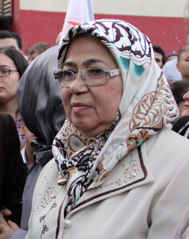 AK Parti'li Mehmet Ali Şahin'in eşi hayatını kaybetti