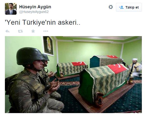 CHP'li vekil dua eden askerlerle dalga geçti