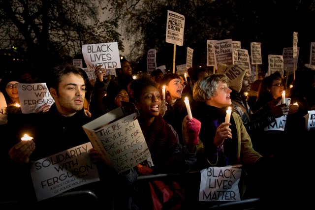 Londra'da Ferguson protestosu Londra'da Ferguson protestosu