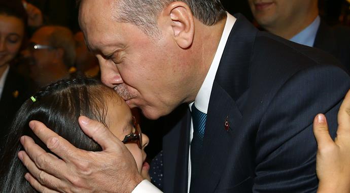 Cumhurbaşkanı Erdoğan zihinsel engelli Neslihan'ı kırmadı