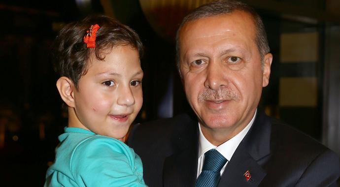 Cumhurbaşkanı Erdoğan zihinsel engelli Neslihan'ı kırmadı