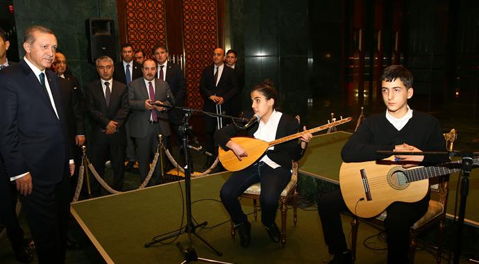 Cumhurbaşkanı Erdoğan zihinsel engelli Neslihan'ı kırmadı