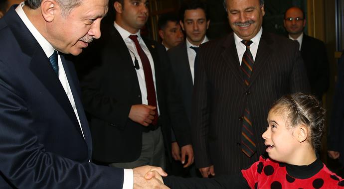 Cumhurbaşkanı Erdoğan zihinsel engelli Neslihan'ı kırmadı