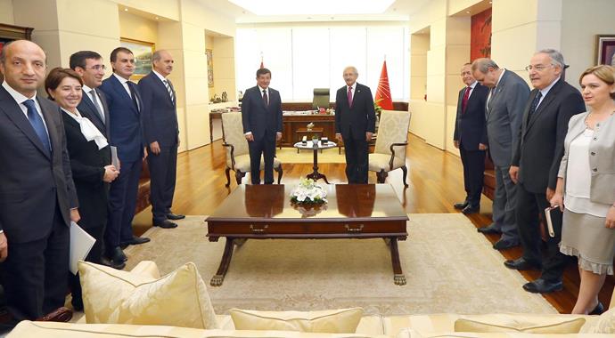 Davutoğlu-Kılıçdaroğlu görüşmesi sona erdi