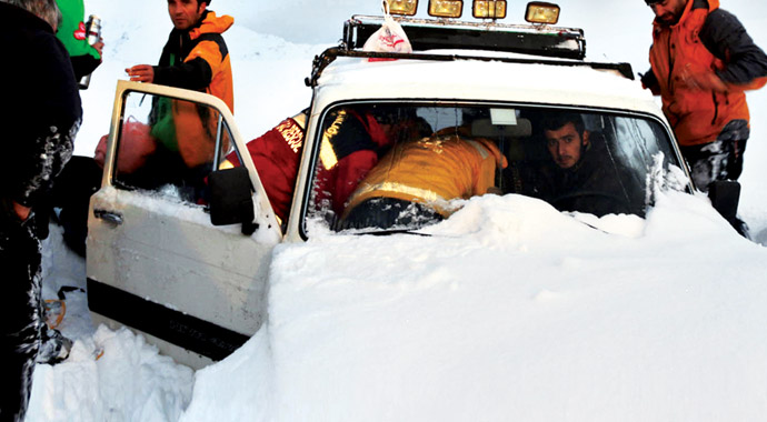 Havada, denizde, yer altında arıyoruz! Havada, denizde, yer altında arıyoruz!
