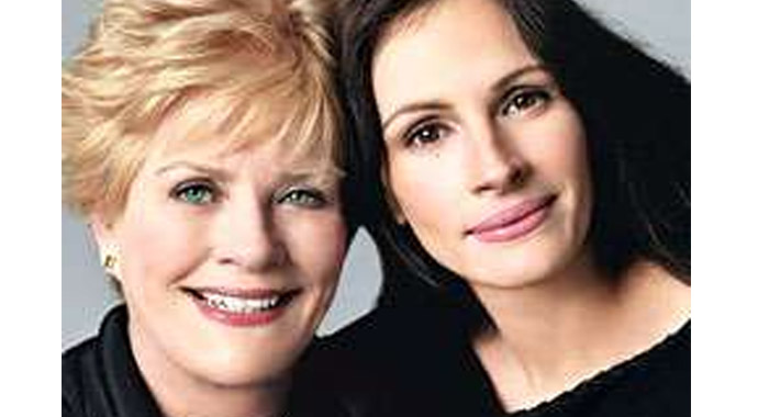 Julia Roberts annesini kaybetti Julia Roberts annesini kaybetti