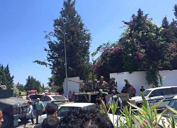 Tunus'ta otele saldırı: 37 kişi hayatını kaybetti