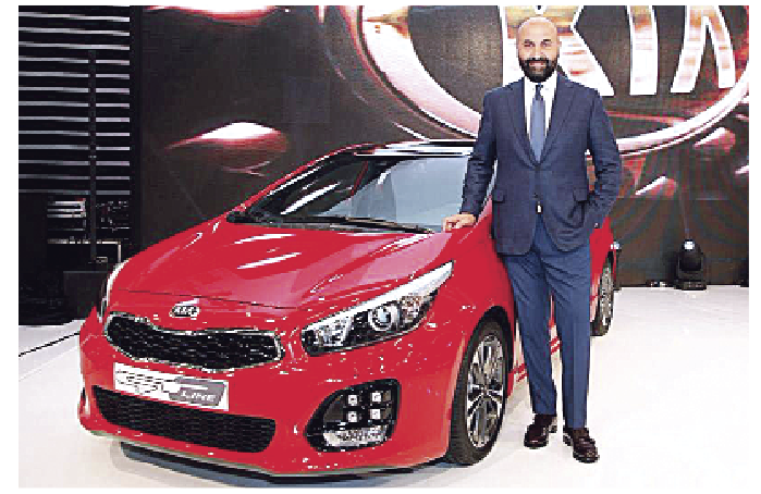 Örtülerini İstanbul'da açtılar