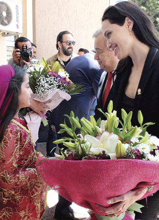 Mardin'den Angelina geçti Mardin'den Angelina geçti