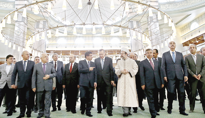 Beştepe'de ilk ezan, ilk sala ve ilk cuma