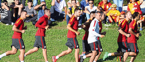 Zamana ihtiyacı olduğunu belirten Podolski'den mesaj var: Harikalar beklemeyin