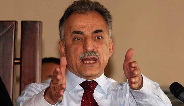 CHP İstanbul'a Karayalçın geliyor CHP İstanbul'a Karayalçın geliyor