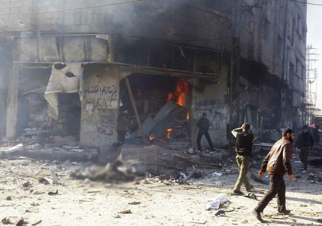 Pazar yerine saldırı: 60 ölü