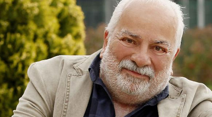 Ünlü tiyatro oyuncusu Zeki Alasya vefat etti! (ZEKİ ALASYA KİMDİR) Ünlü tiyatro oyuncusu Zeki Alasya vefat etti! (ZEKİ ALASYA KİMDİR)