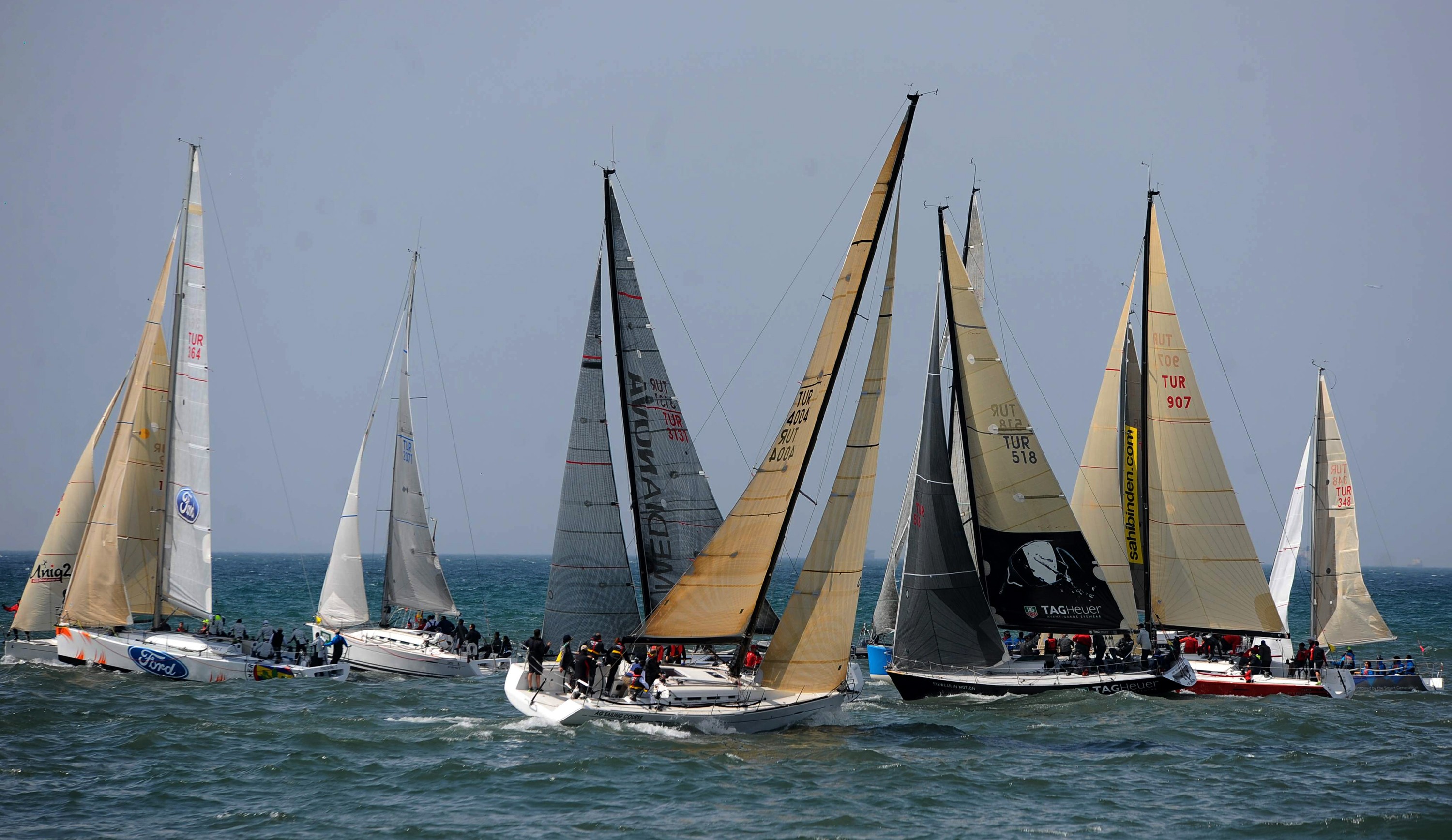 Ünlü isimler organ bağışına dikkat çekmek için yarıştı Ünlü isimler organ bağışına dikkat çekmek için yarıştı