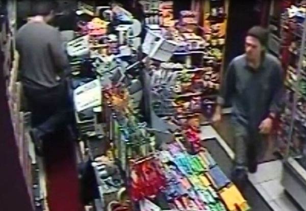 İngiltere'de bir Türk'e bıçaklı saldırı İngiltere'de bir Türk'e bıçaklı saldırı