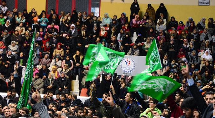 Adana'da alternatif yılbaşı kutlaması