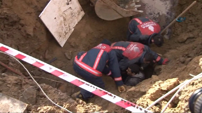 AVM inşaatında can pazarı